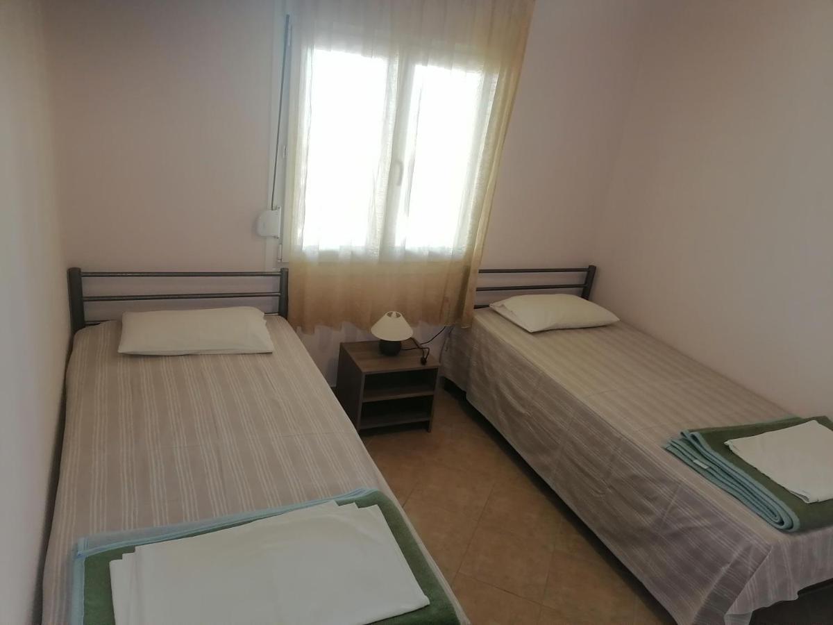 Porto Almira Beachfront House Никити Экстерьер фото