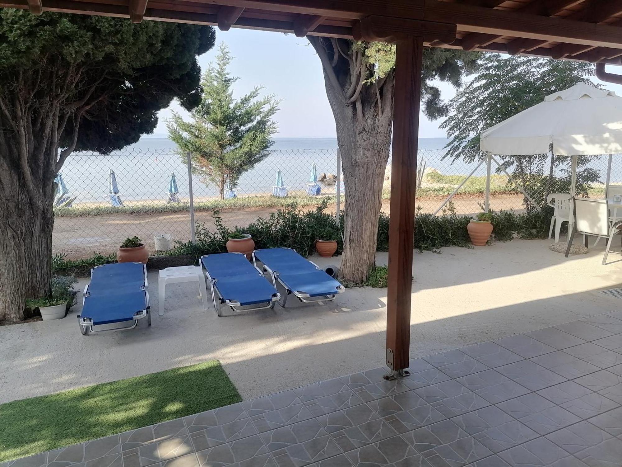 Porto Almira Beachfront House Никити Экстерьер фото